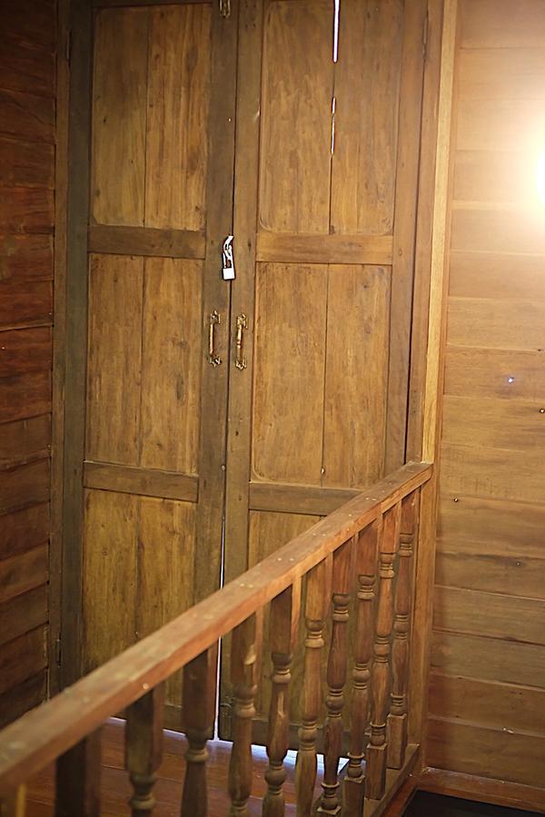 The Good Days Hotel Удон Тани Екстериор снимка